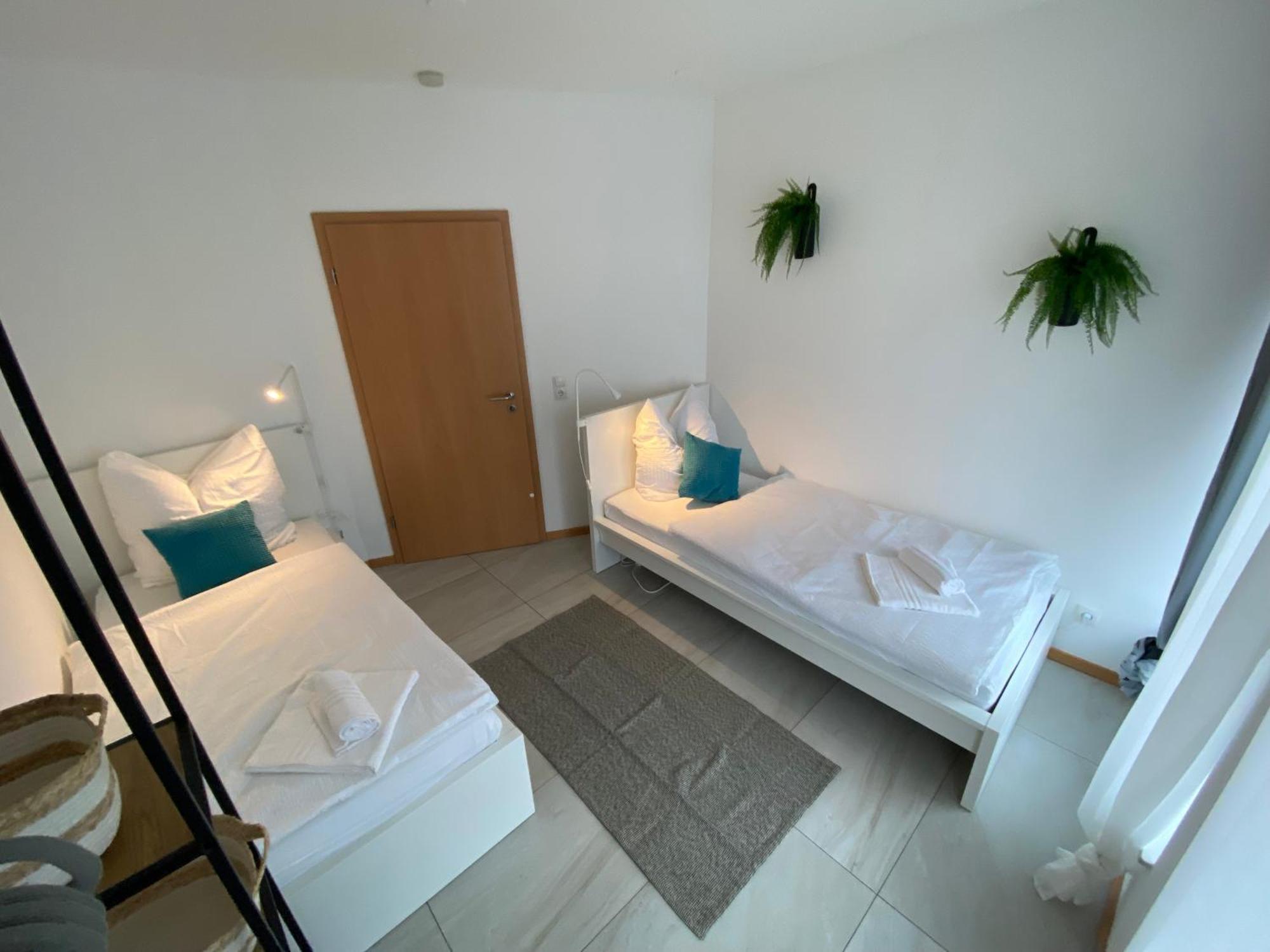 Gross, Modern, Vollausgestattet, Gemuetlich Mit Kueche Und Parkplatz Fuer Urlaub Oder Business Apartment Kettig Exterior foto