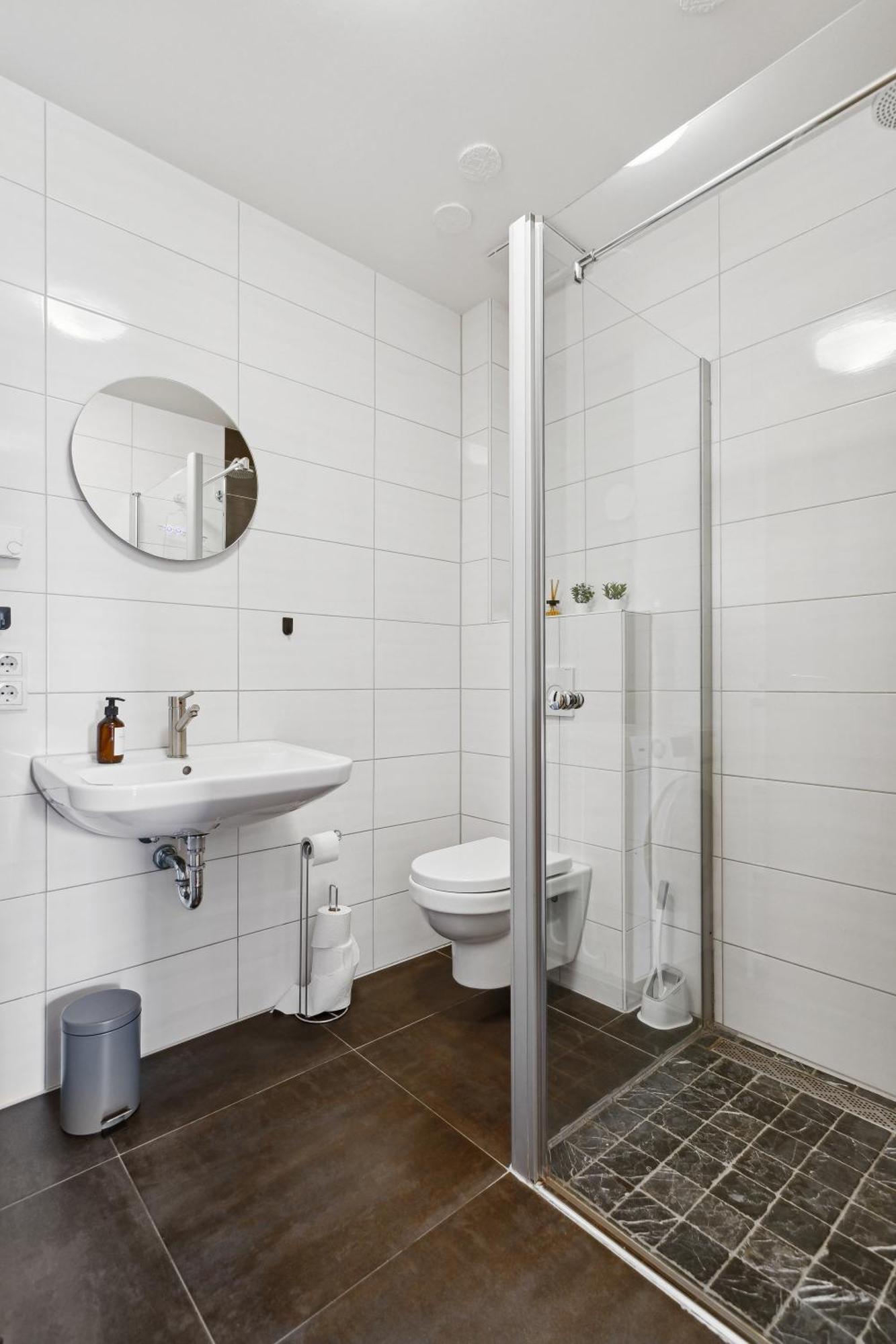 Gross, Modern, Vollausgestattet, Gemuetlich Mit Kueche Und Parkplatz Fuer Urlaub Oder Business Apartment Kettig Exterior foto